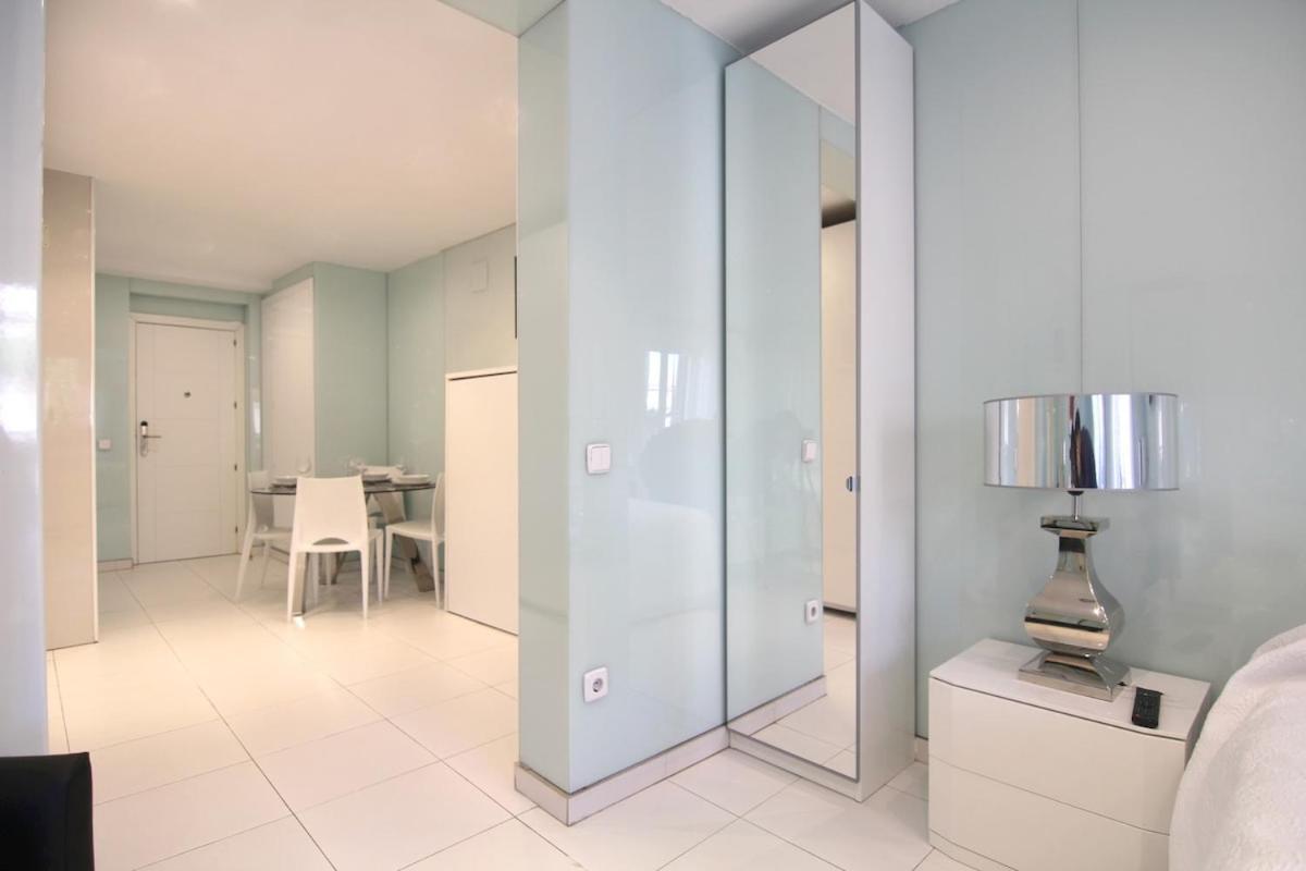 Ap Edificio Gran Via -Quinto Piso Sin Ascensor- Appartement Madrid Buitenkant foto
